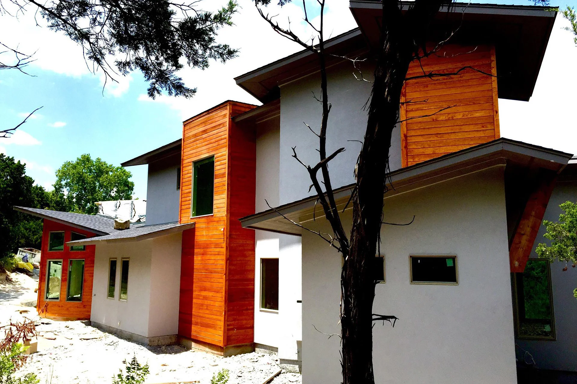 Ext-Front_03.jpg