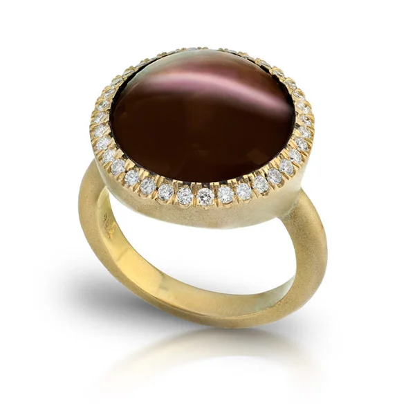 CATS EYE SILMINITE STAR RING WITH NEAR COLORLESS DIAMONDS CRAFTED IN 18K YELLOW GOLD BRUSHED FINISH, 12.07 CTW