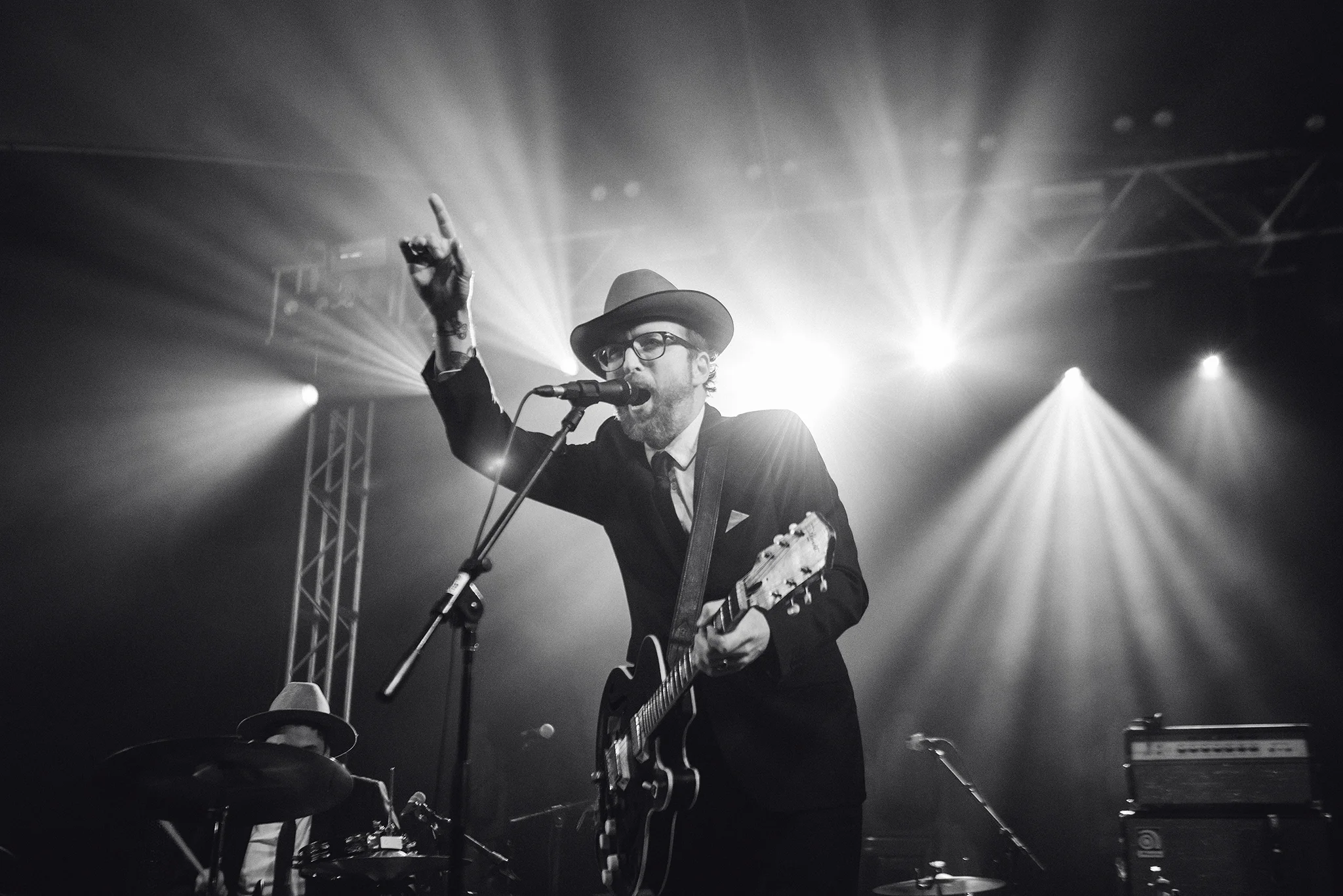 Greyhounds-Band-Live-2.jpg