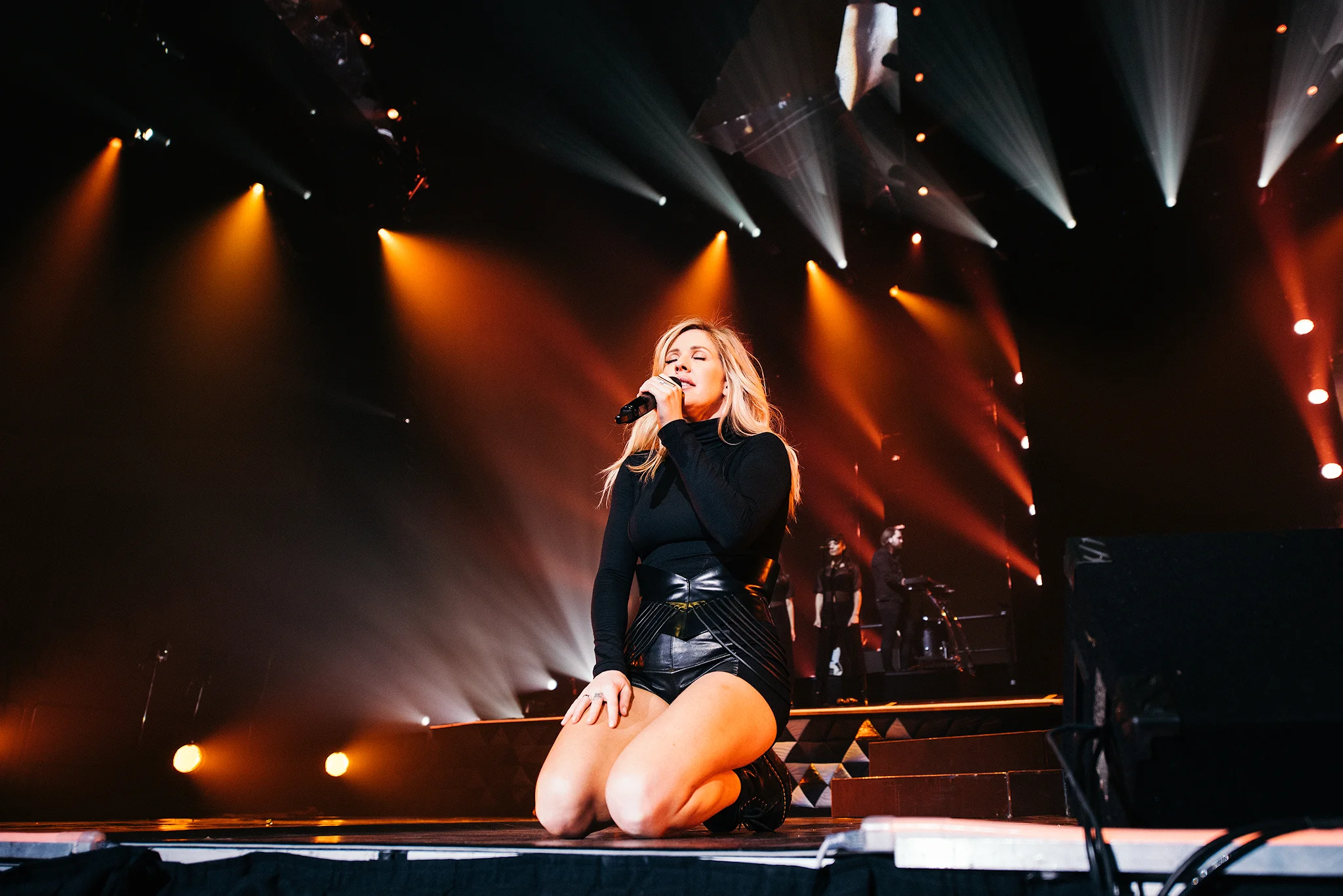 EllieGoulding-13.jpg