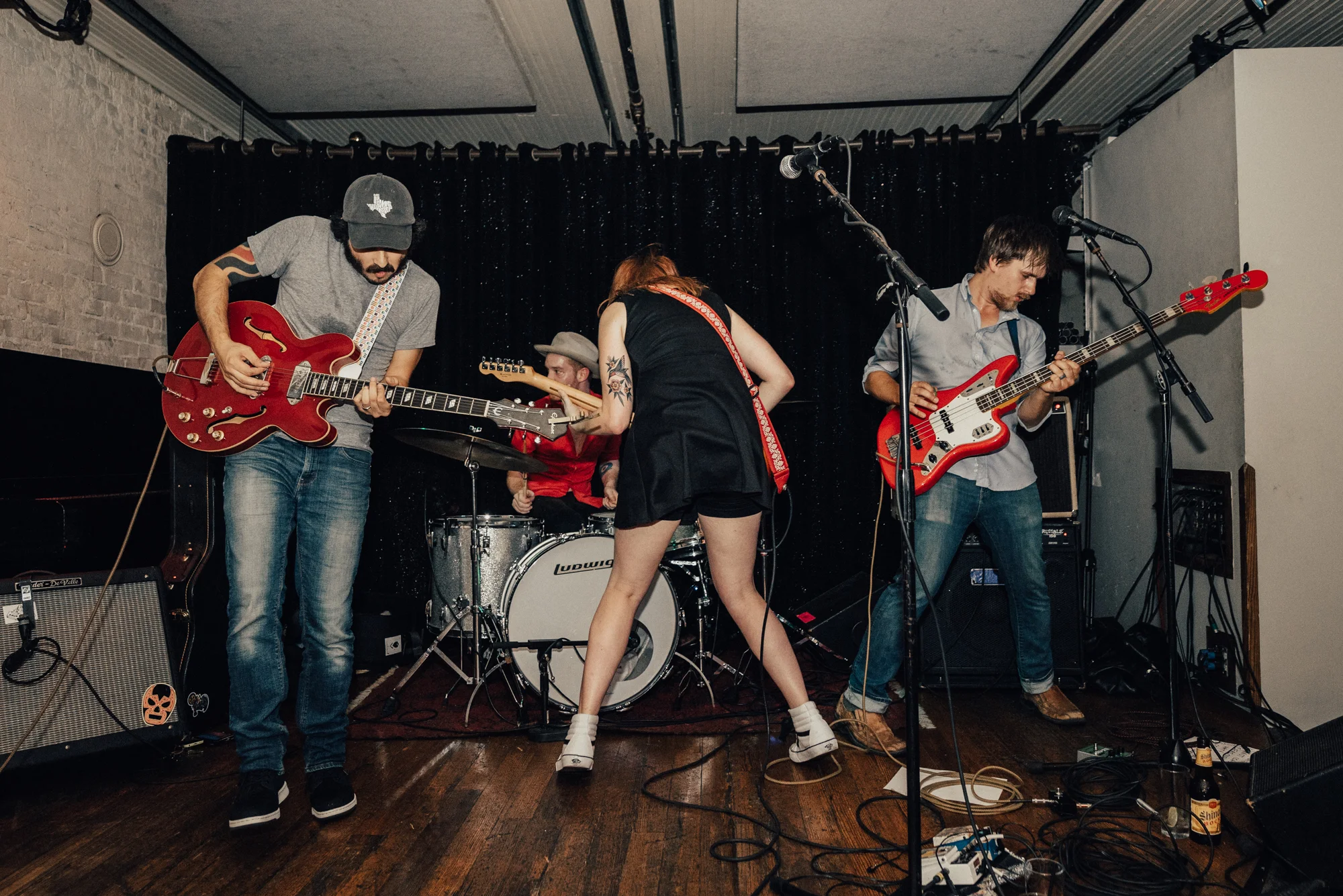 lola-tried-austin-music-photographer-9.jpg