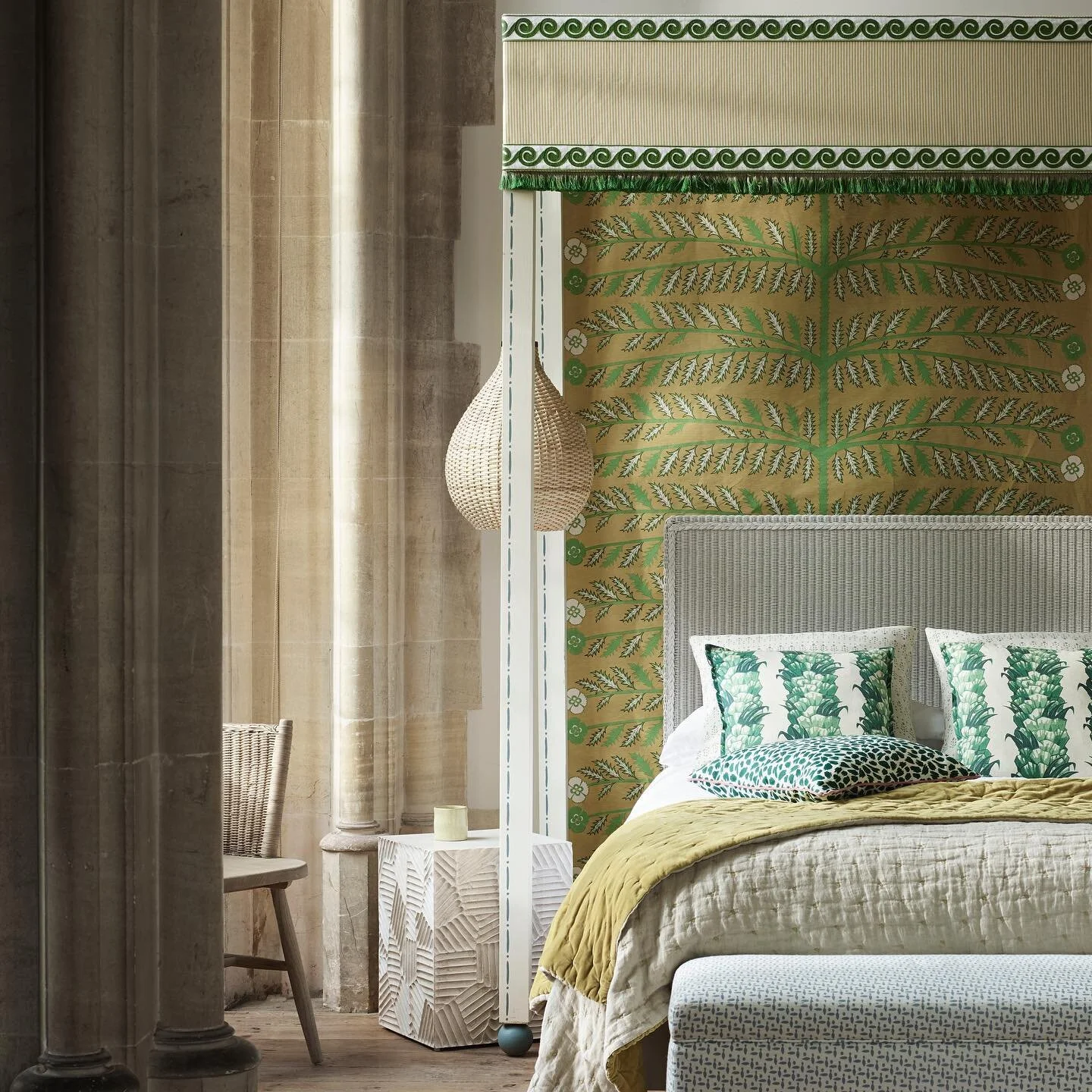 Today&rsquo;s inspiration comes from the current issue of @homesandgardensuk - stylist @alyce.taylor.stylist and photographer @chriseverard whisk us around the world via the new fabric and wallpaper collections. I love the combo of mimosa yellow and 