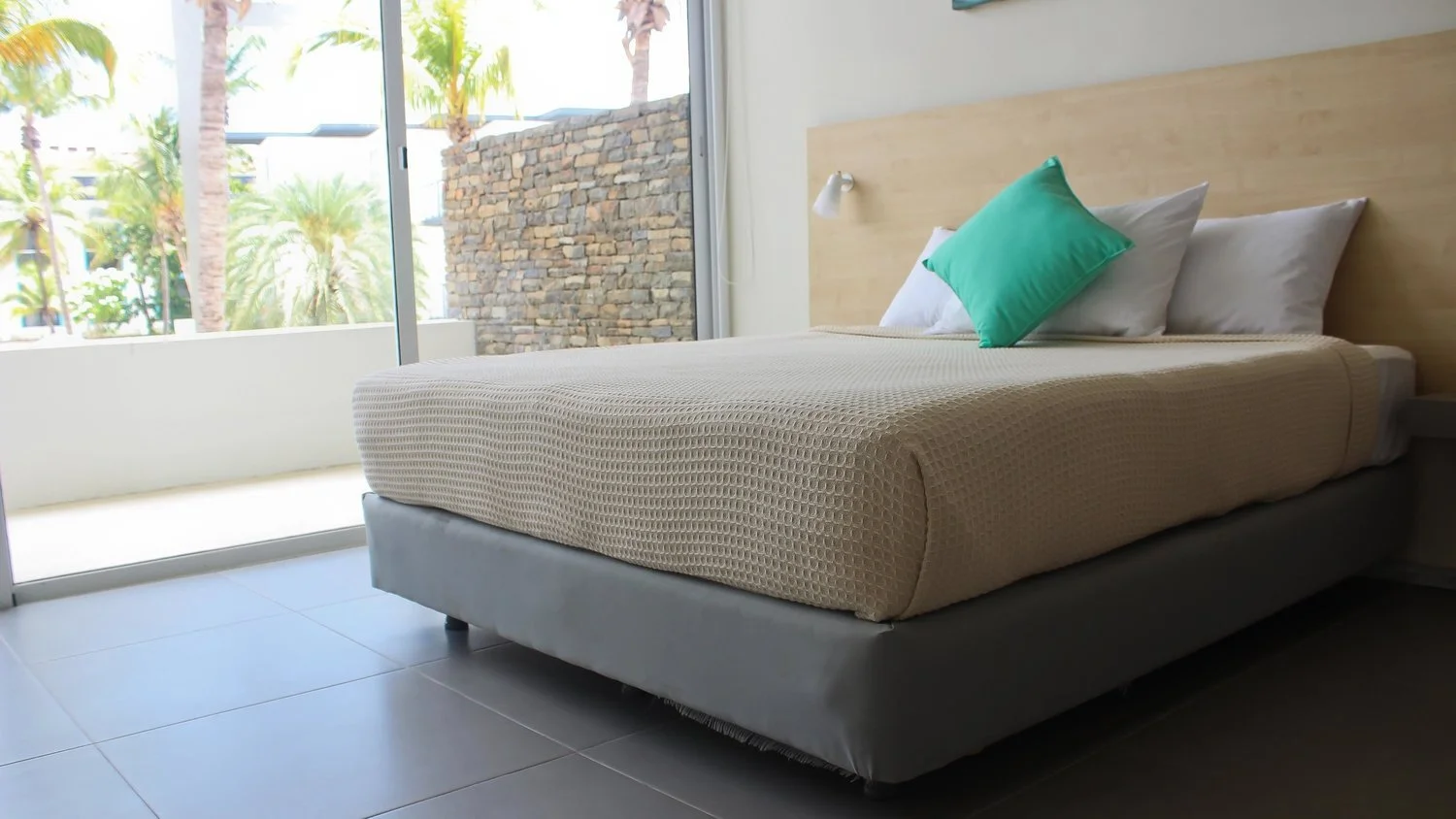 SUITE VISTA AL MAR PARCIAL