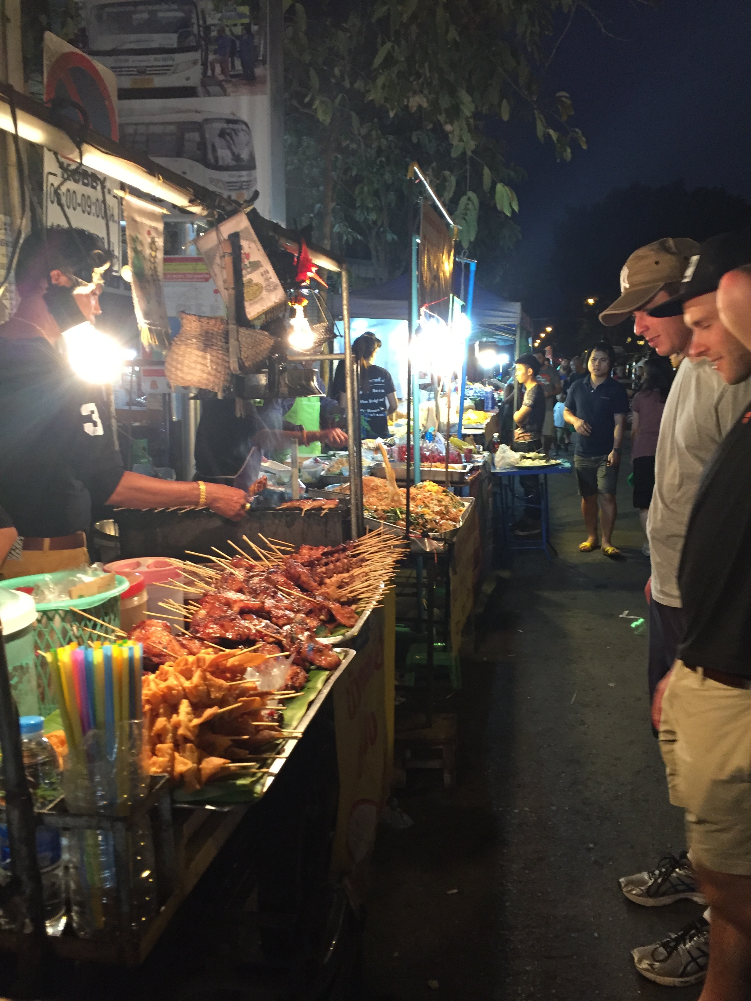  The street markets were full of a huge variety of food options for $1 to $2 dollars a plate.&nbsp; 