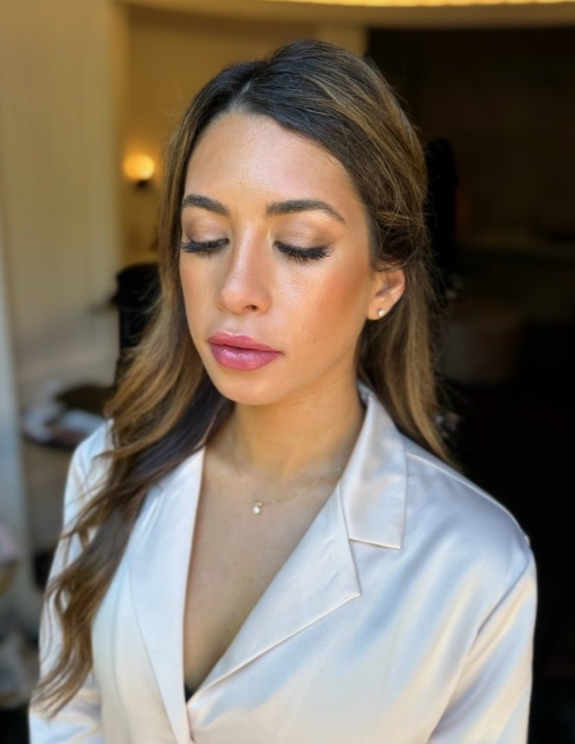 Bridesmaid Glowy Makeup