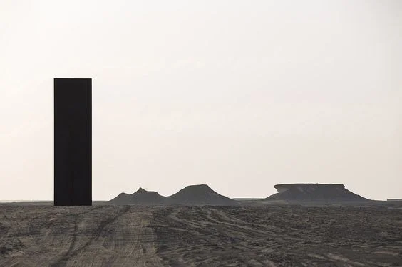 "East–West/ West–East", Richard Serra