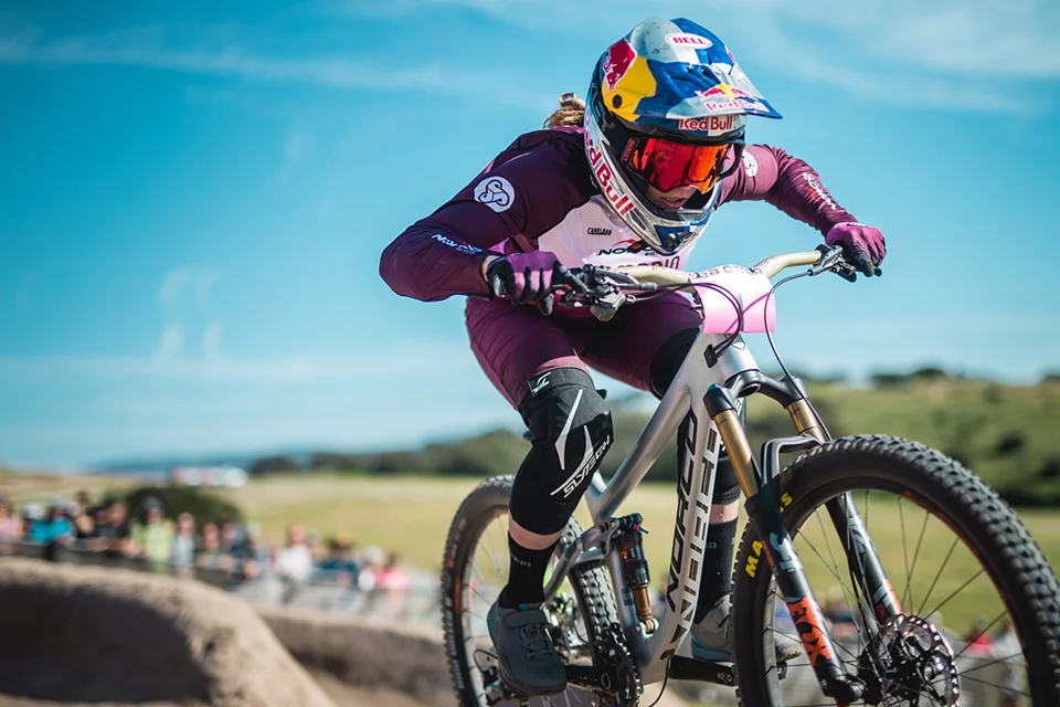 WEB_SEA OTTER _ Jake PHOTO1620180421PUB_Slalom Shenanigans__G9Y9996-2.jpg