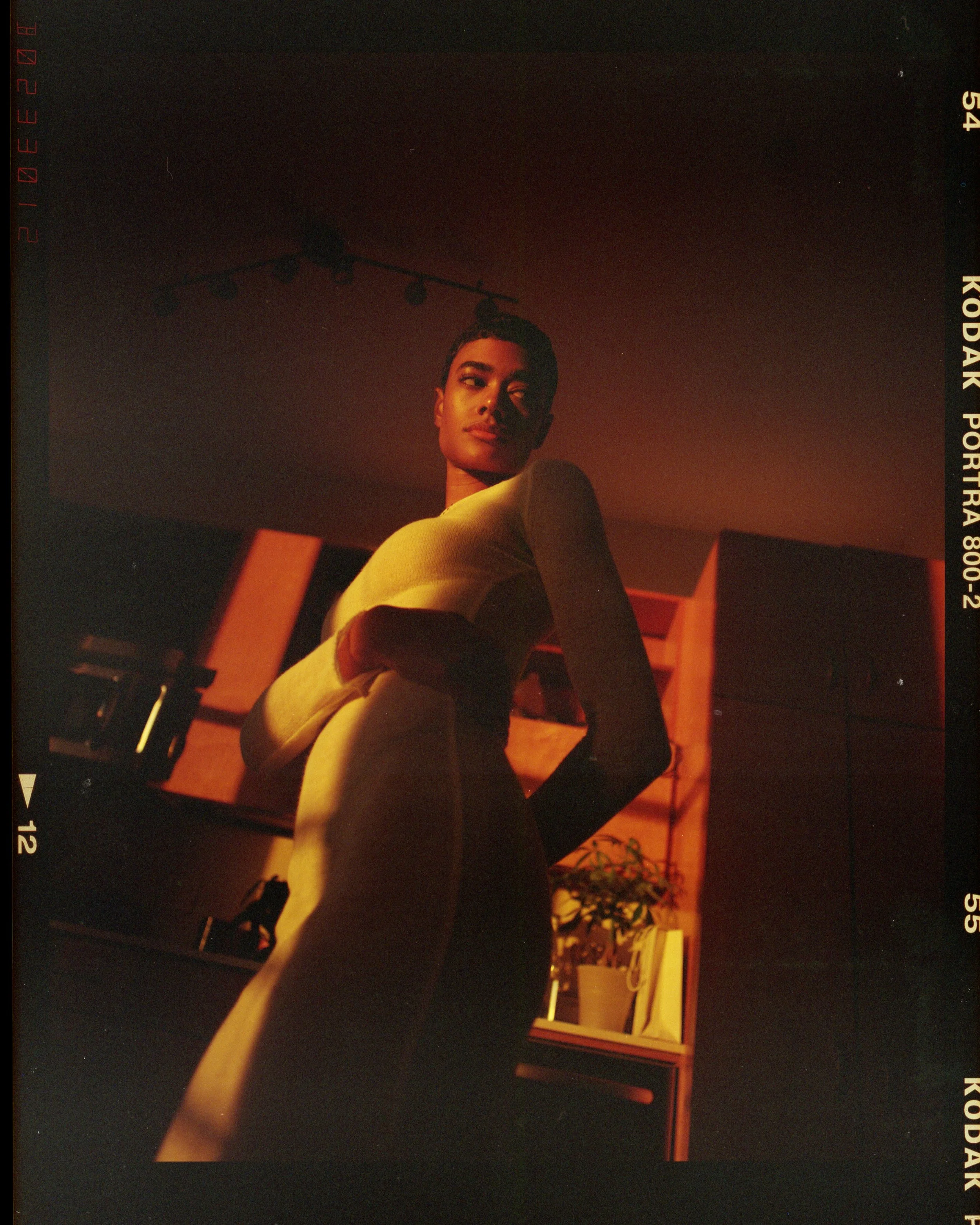 Ariana_Simone_003_0001 1 6.JPEG