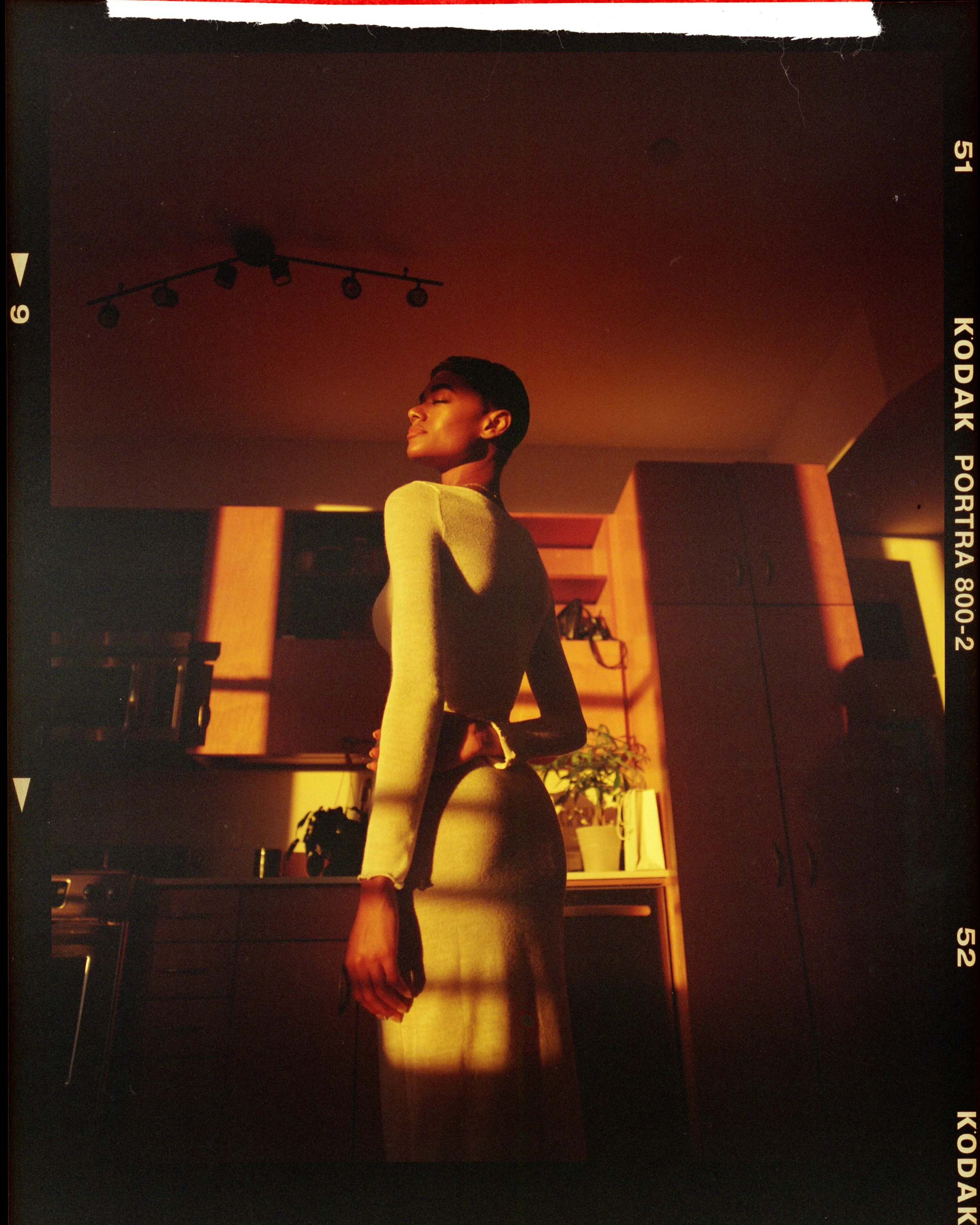 Ariana_Simone_003_0001 3.JPEG