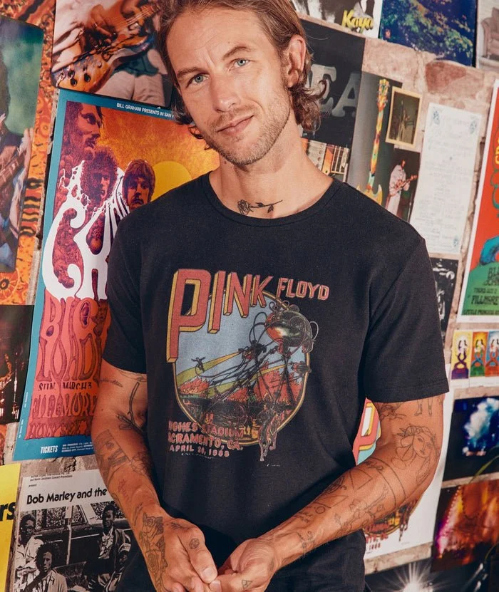 respun_graphic_tee_pink_floyd-20213-Final-crop-Web_700x.jpg
