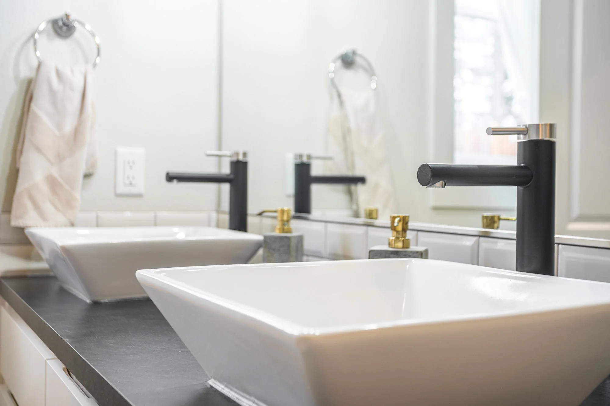 Real Estate Photography Vancouver WA Battleground WA Bathroom Details.jpg