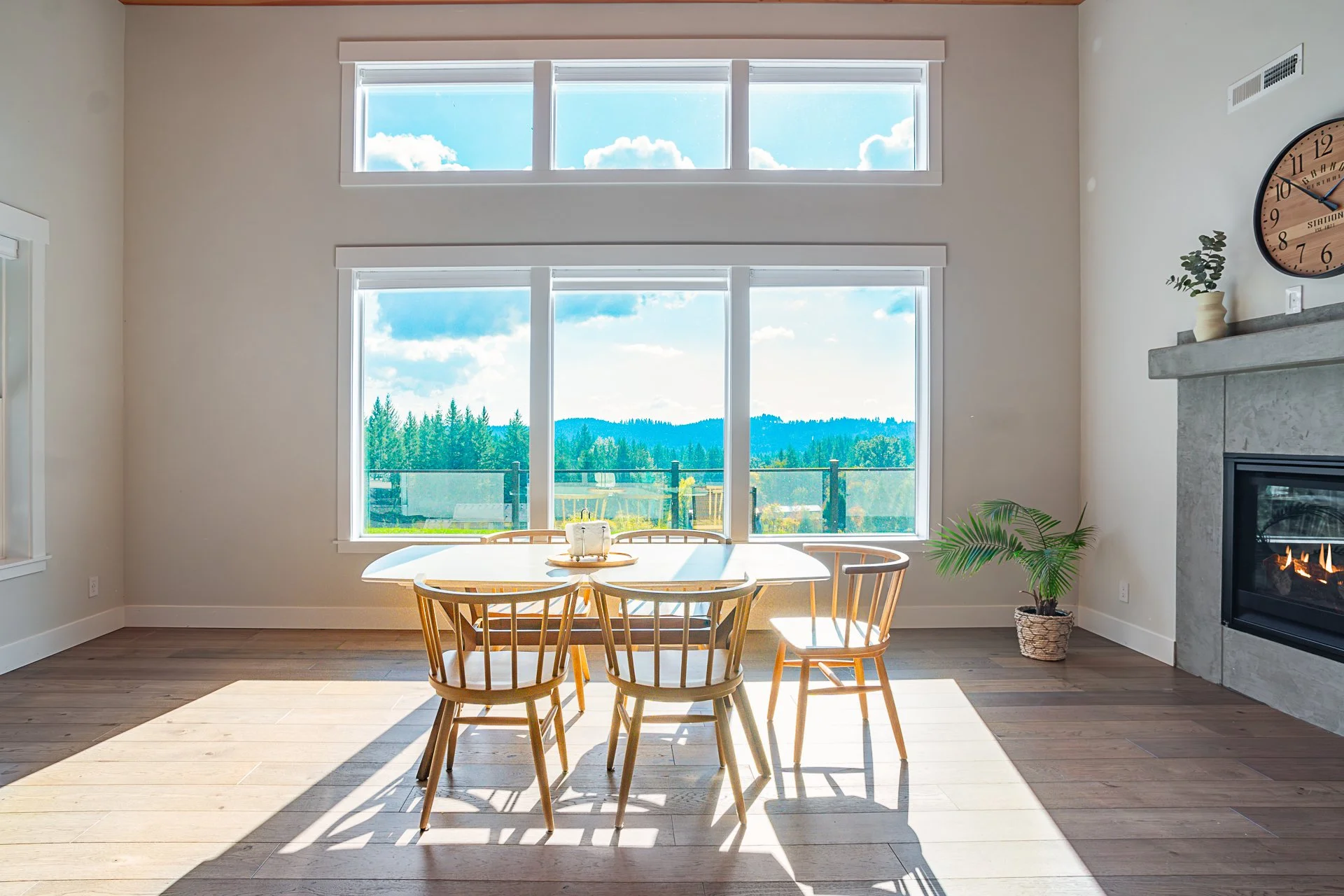 Real Estate Photography Vancouver WA Battleground WA Dining Room.jpg