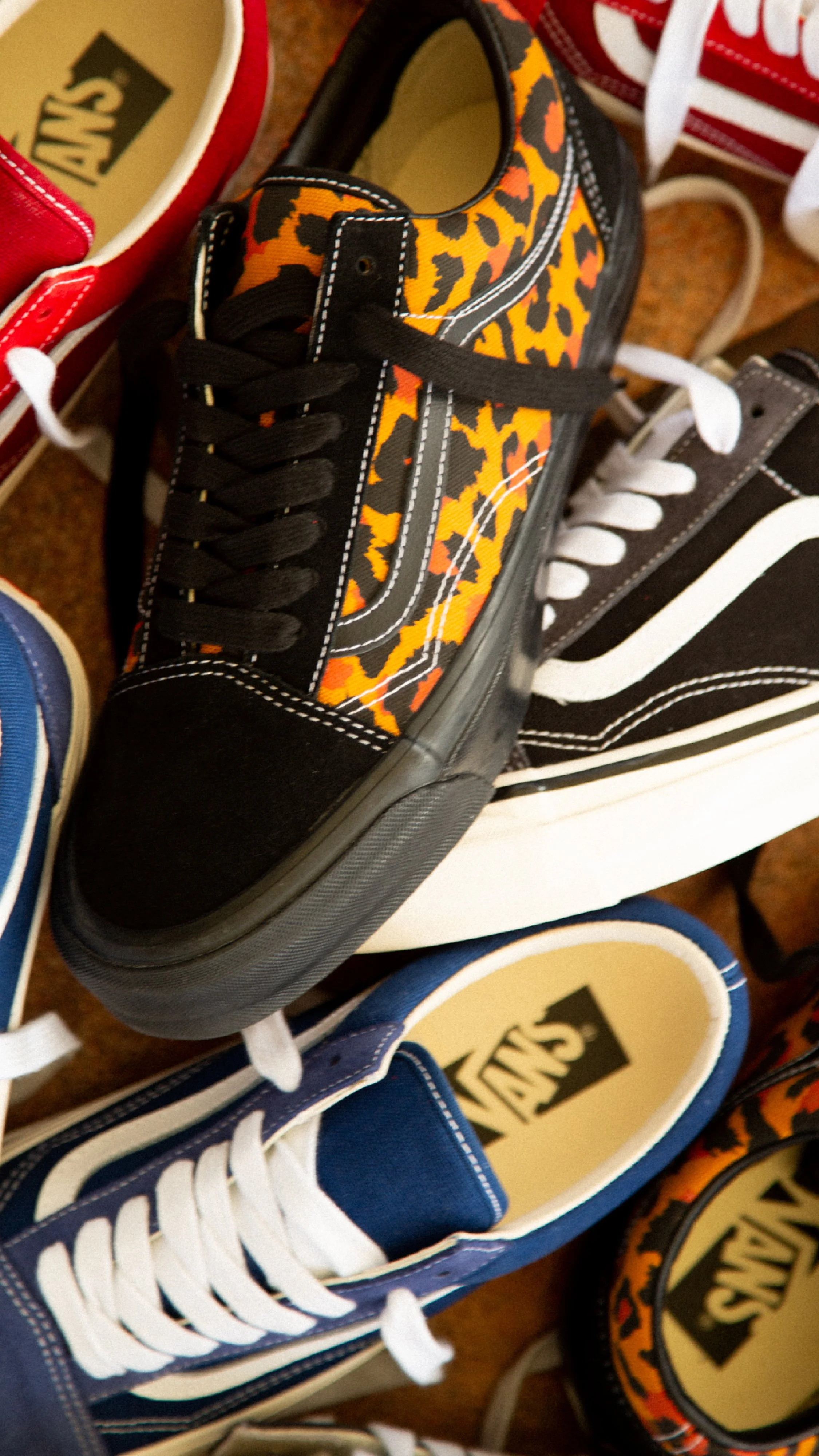 SP25_Premium_Old Skool_CarouselPaid_9_16_1.jpg