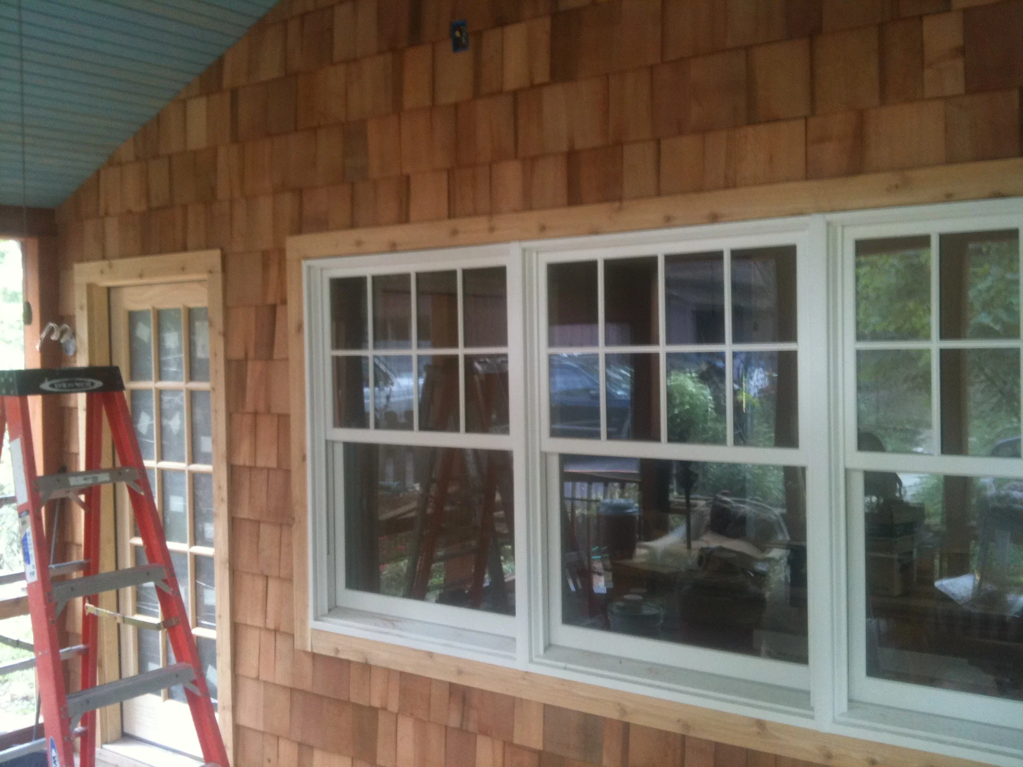 Oak Avenue - Siding and window