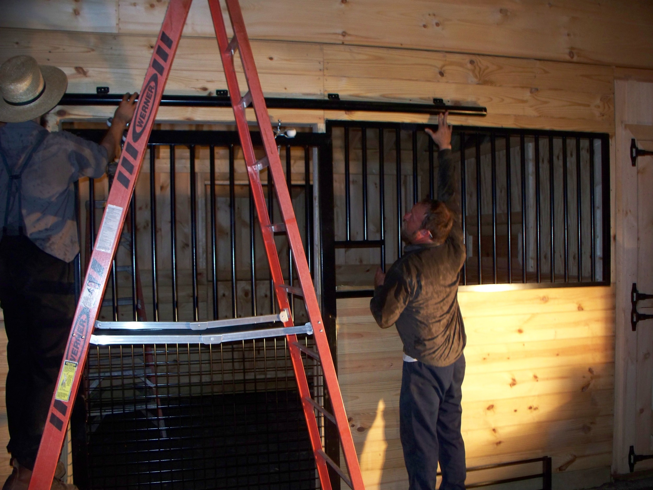 custom built amish barns