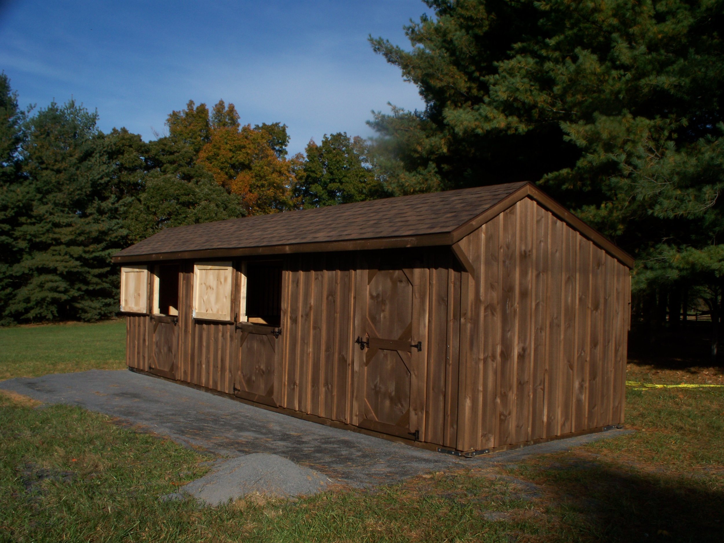 livestock amish barn 