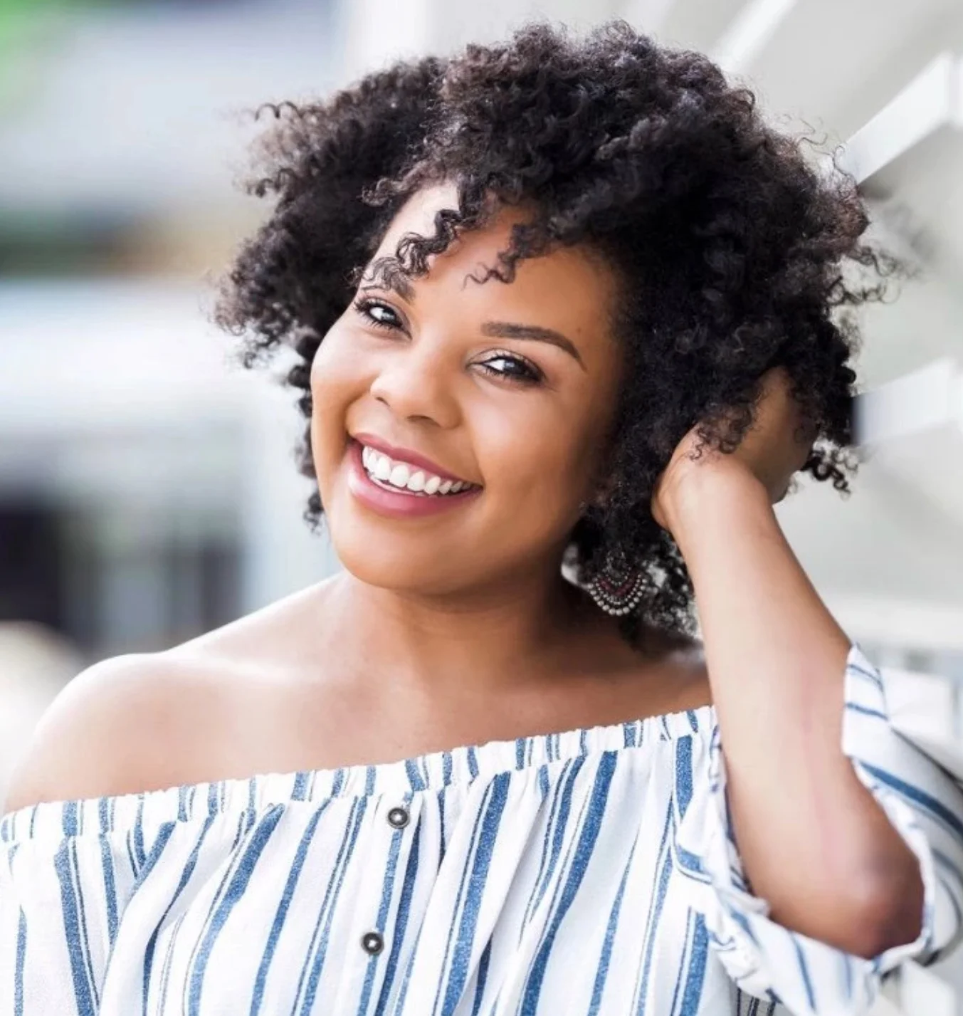 My name is Marci! Curly girl, organizing maven and boss babe. I love making women look and feel beautiful. Ever since I was a little girl I dreamed of colors and shades, lipsticks, and smiles. Becoming a licensed cosmetician and going through the proper training to become a professional was a defining point in my career, it became obvious that hair & make-up was my calling. I can’t wait to serve you in the salon and behind the chair alongside our amazing Siren Squad.