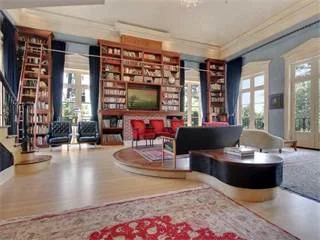 270 15th Street