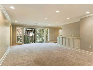 27309 Plantation Drive NE