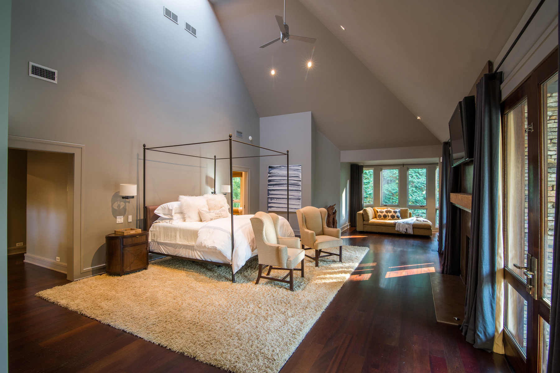 17-17-3400 Northside Dr NW (30 of 93).jpg