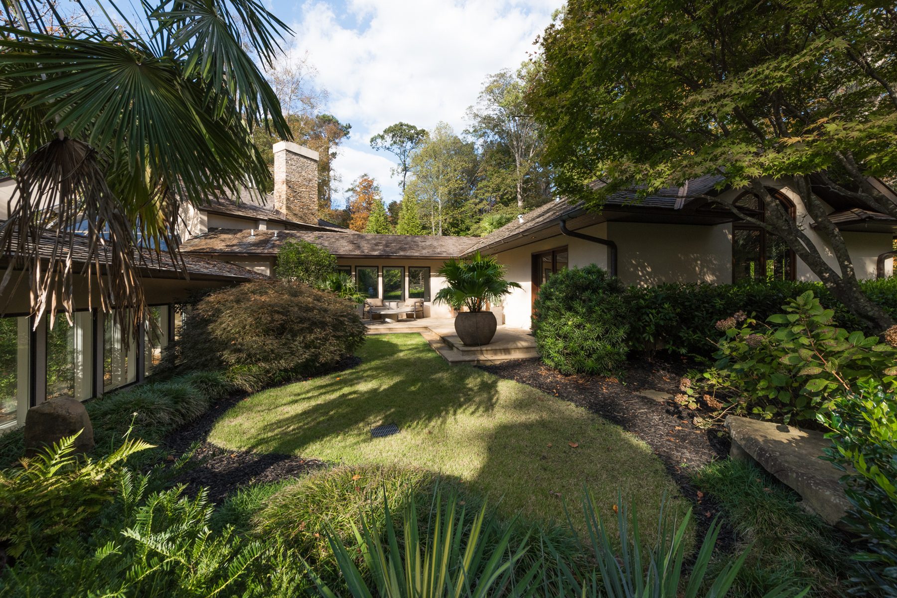 27-27-3400 Northside Dr NW (97 of 63).jpg
