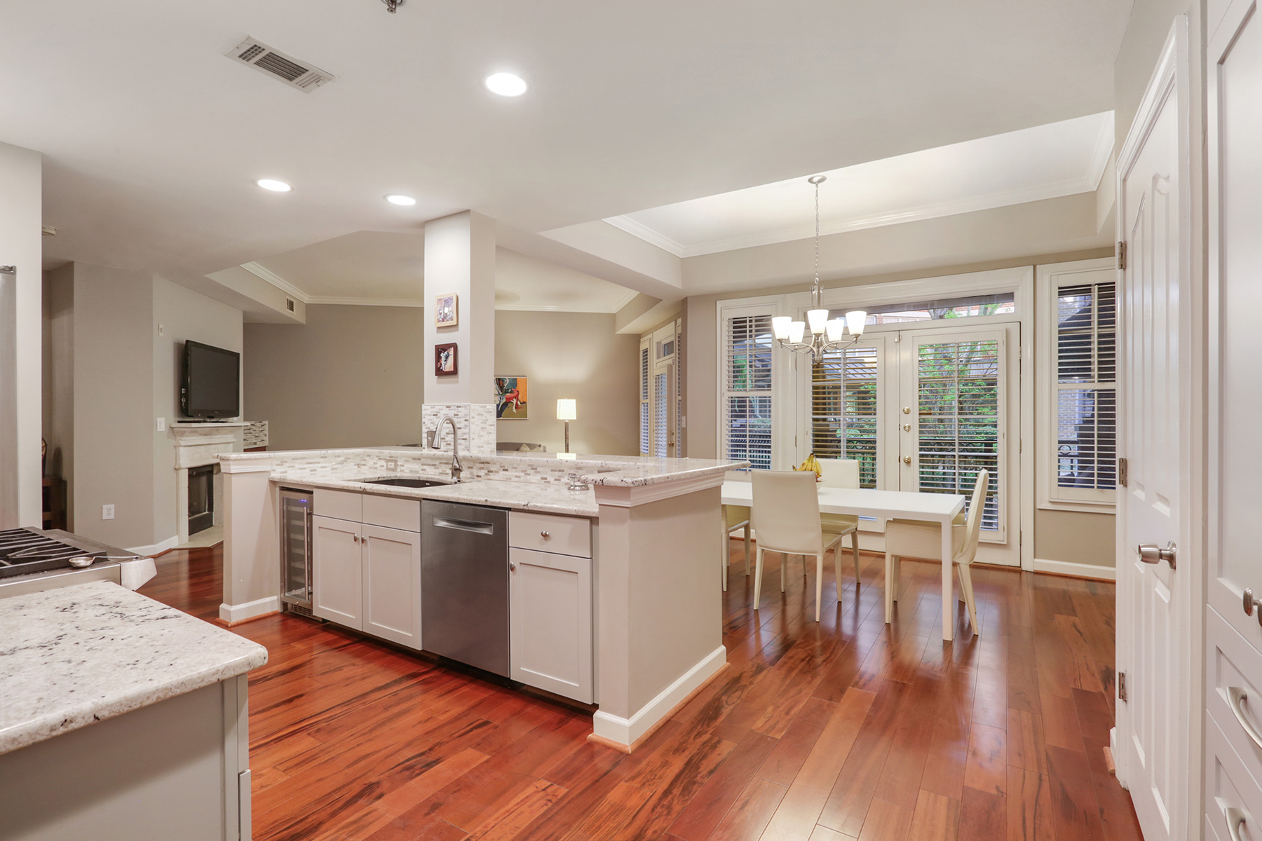 11___850_Piedmont_Ave_3108.jpg