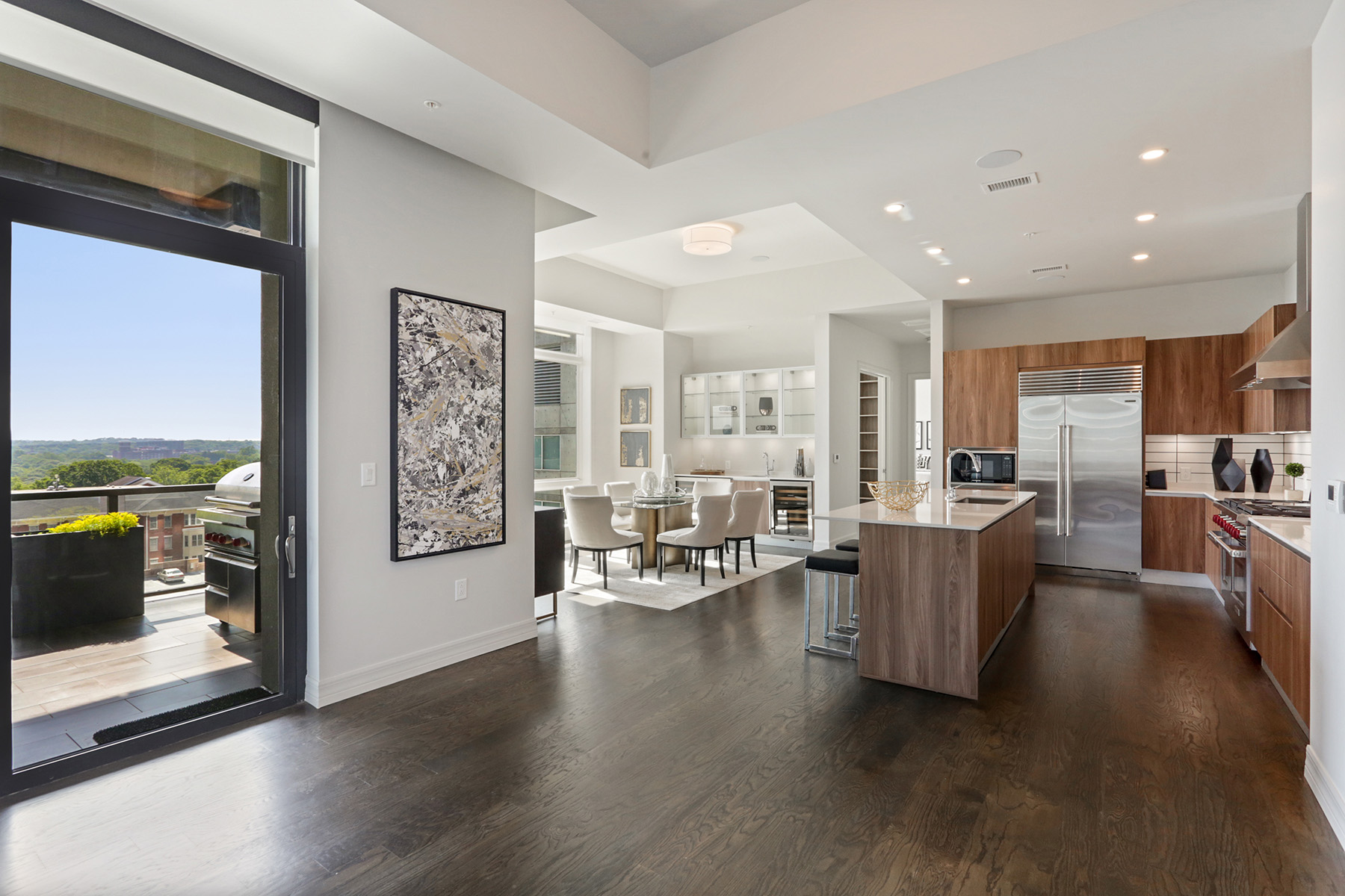 12___867PeachtreeStNe902.jpg