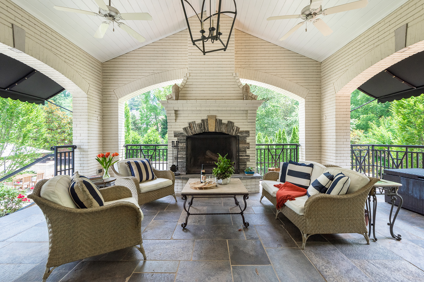 16___590_Cobblestone_Drive.jpg