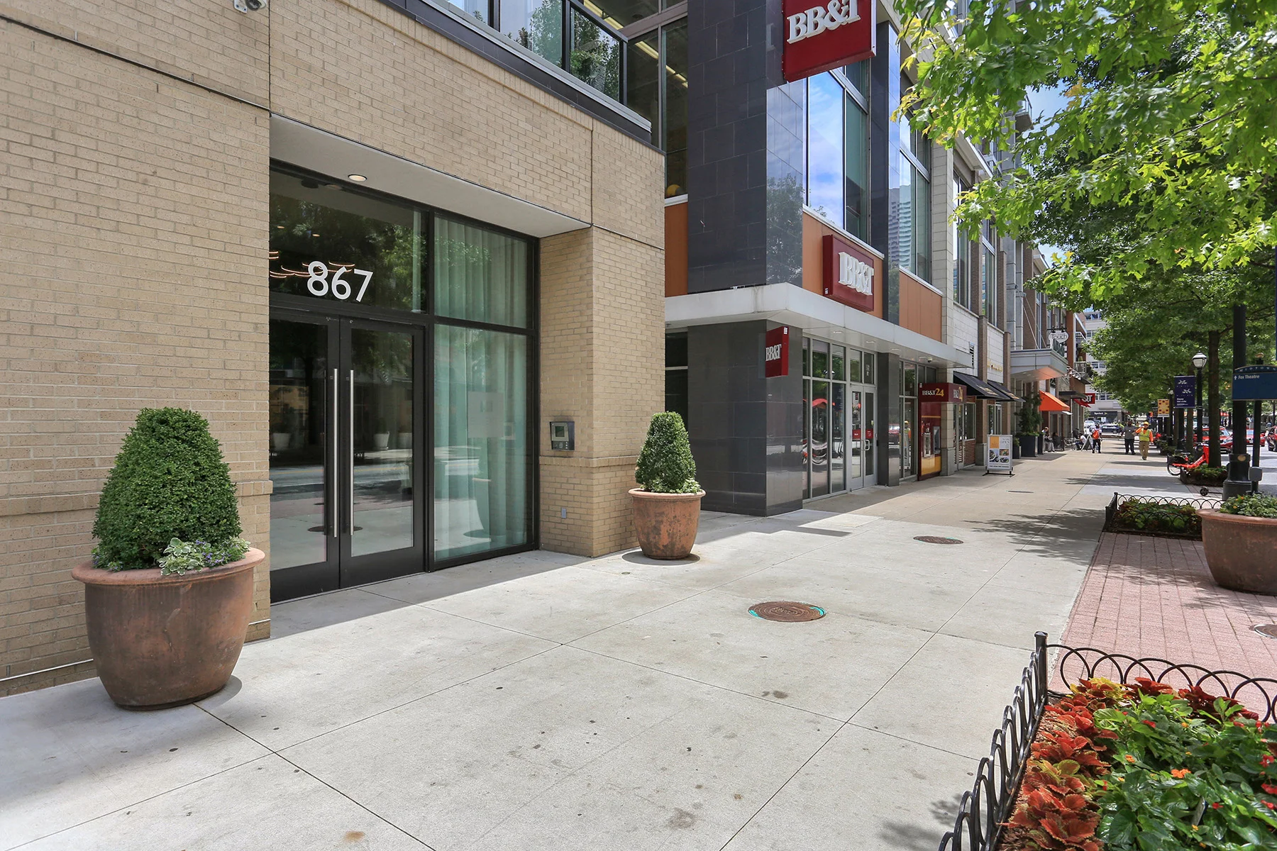 27___867_Peachtree_Street_NE_203.jpg