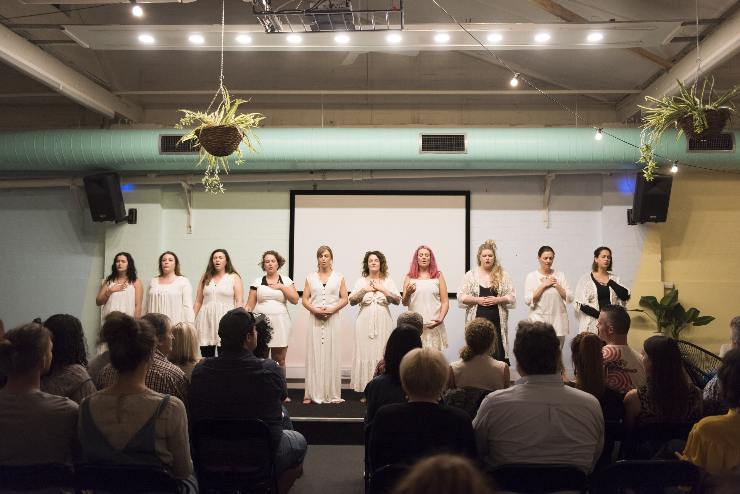VoicesGrad_DSC_2526.jpg