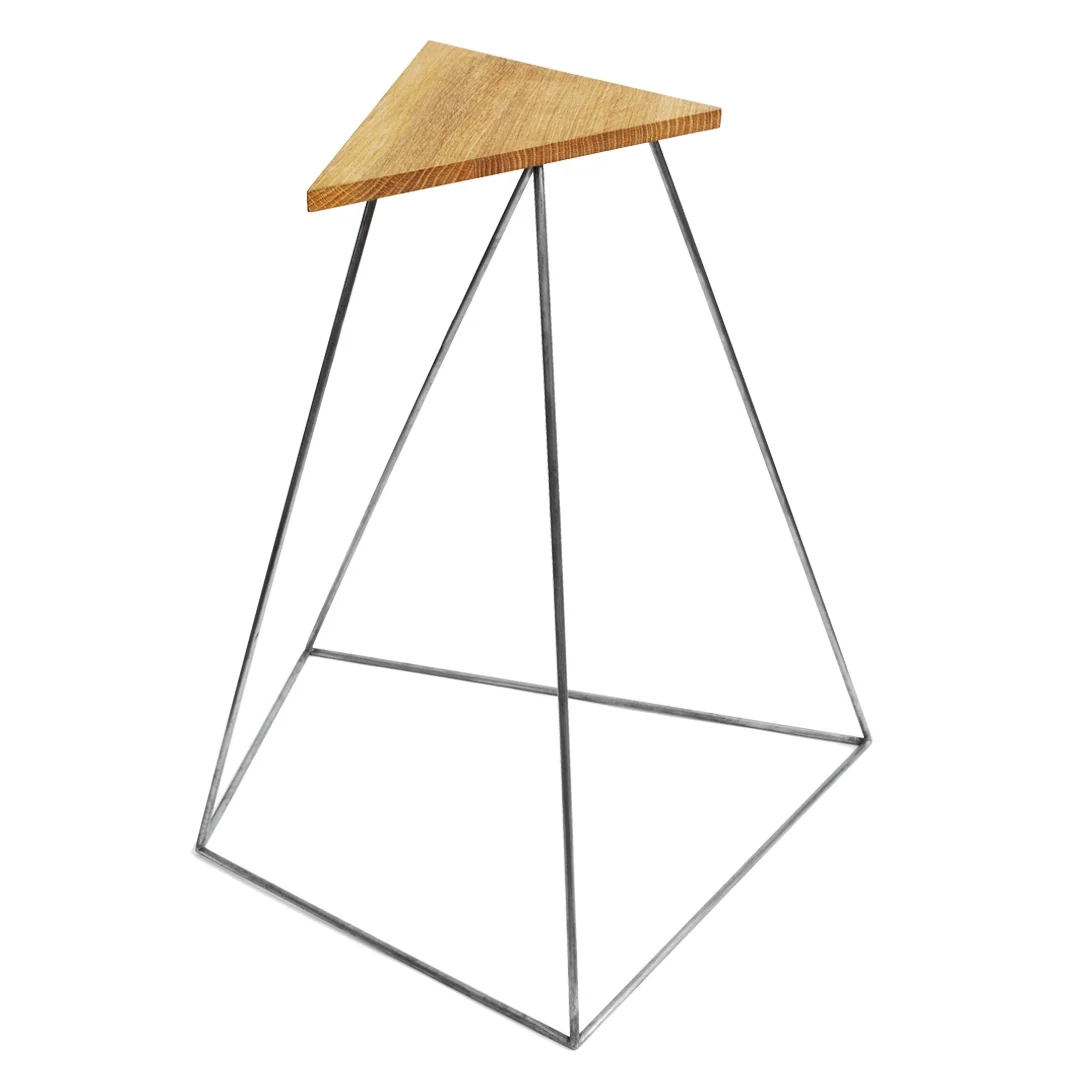 tall silver triangle lid on top 01.jpg