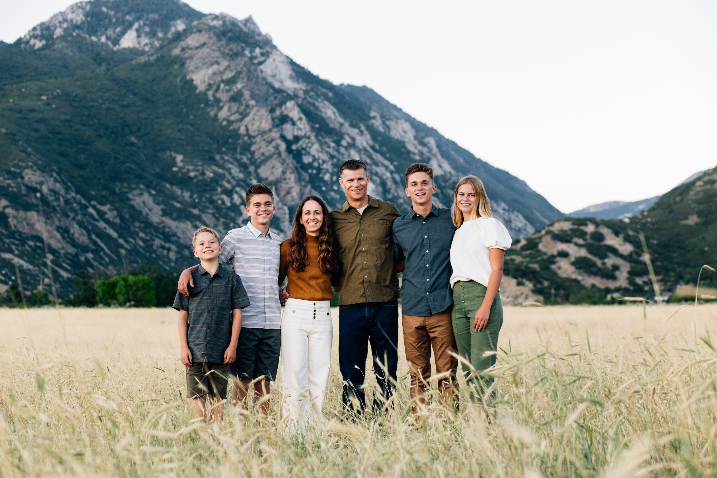 Burton Family 2020-1182.jpg