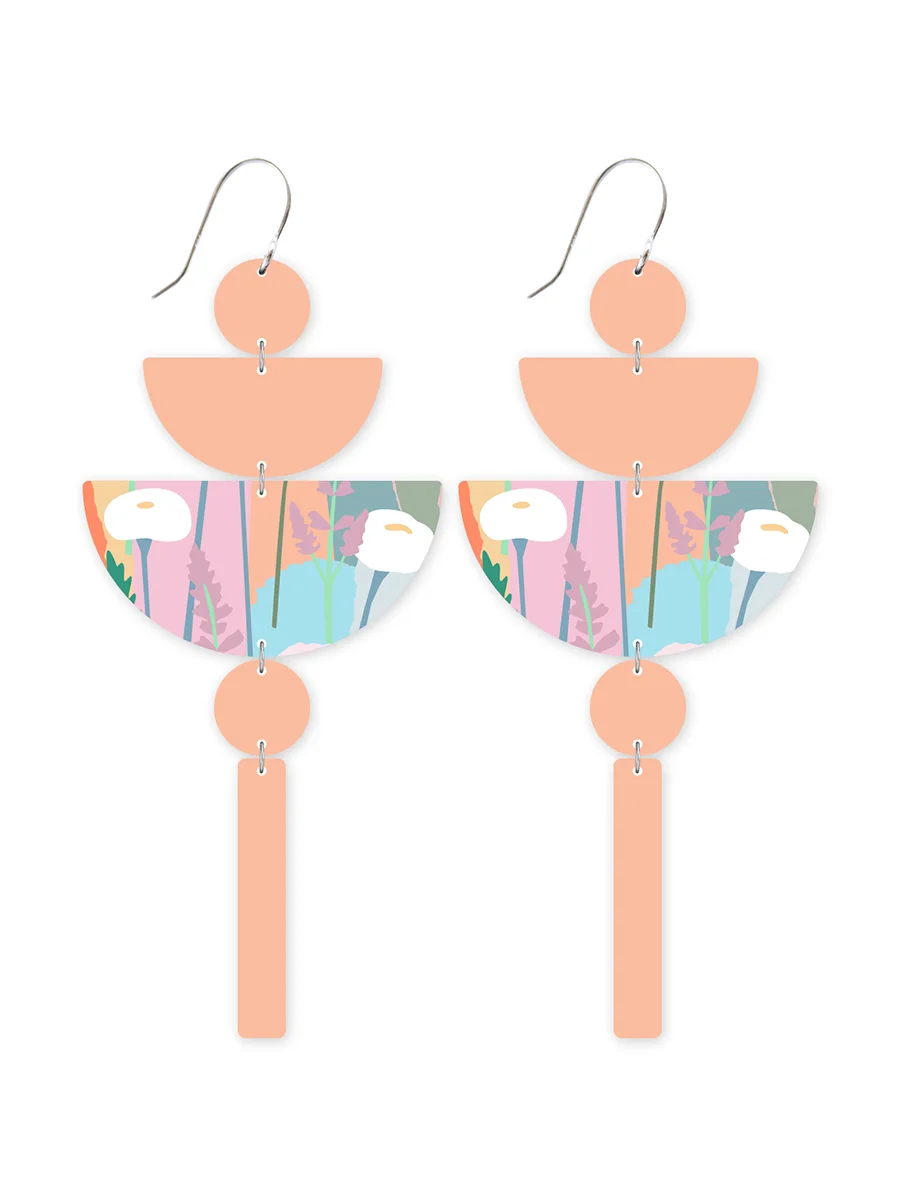 ALL_METAL_CHANDELIER_MOELAB_PASTEL.jpg