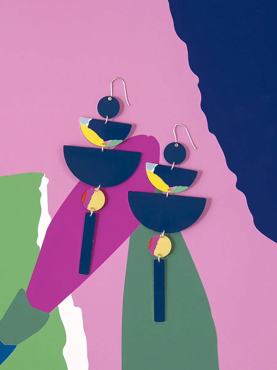ALL_METAL_CHANDELIER_NAVY.jpg