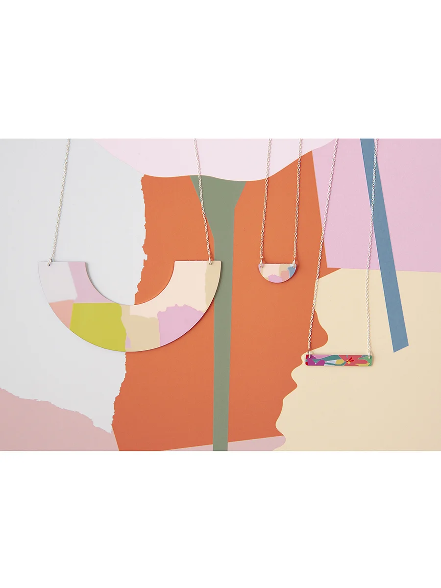 ALL_NECKLACES_PEACH.jpg