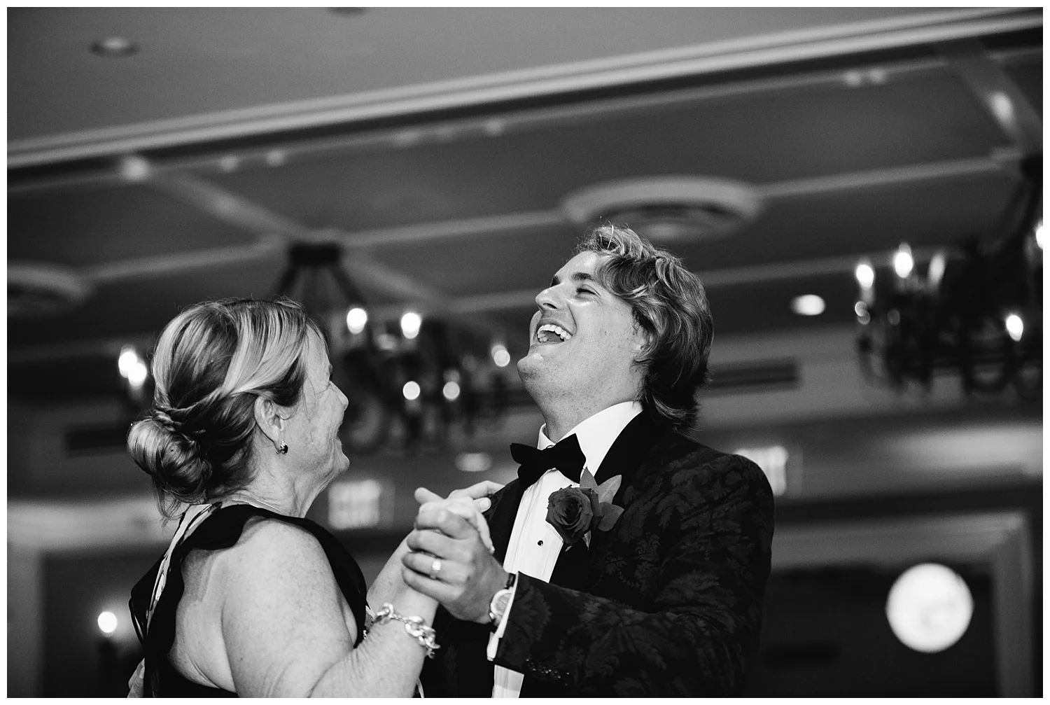 mike and lindsay ocean house (122 of 160).jpg