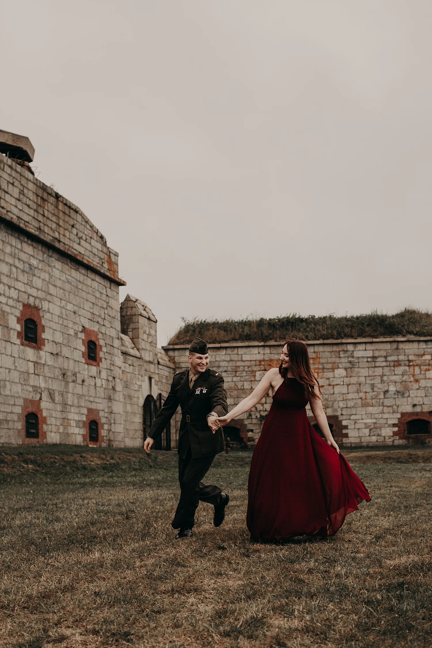 Chuck_Kristin_Fort_Adams_Engagement_Session_004.jpeg