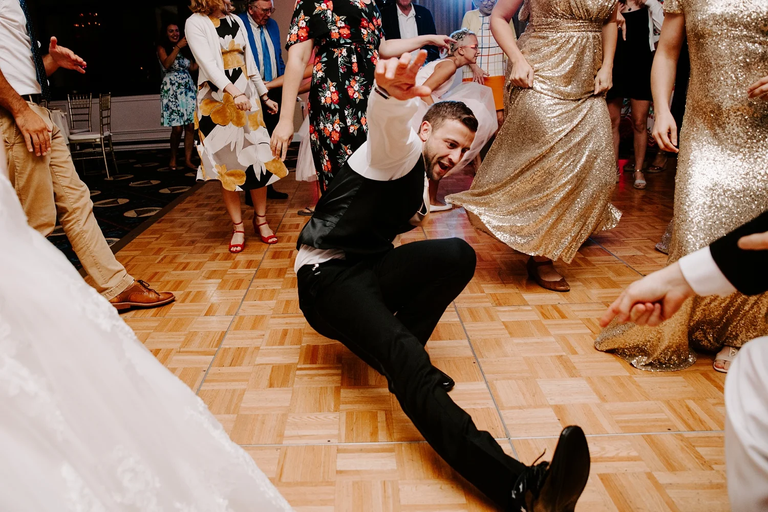 Chuck_Kristin_Newport_Officers_Club_Wedding_035.jpeg