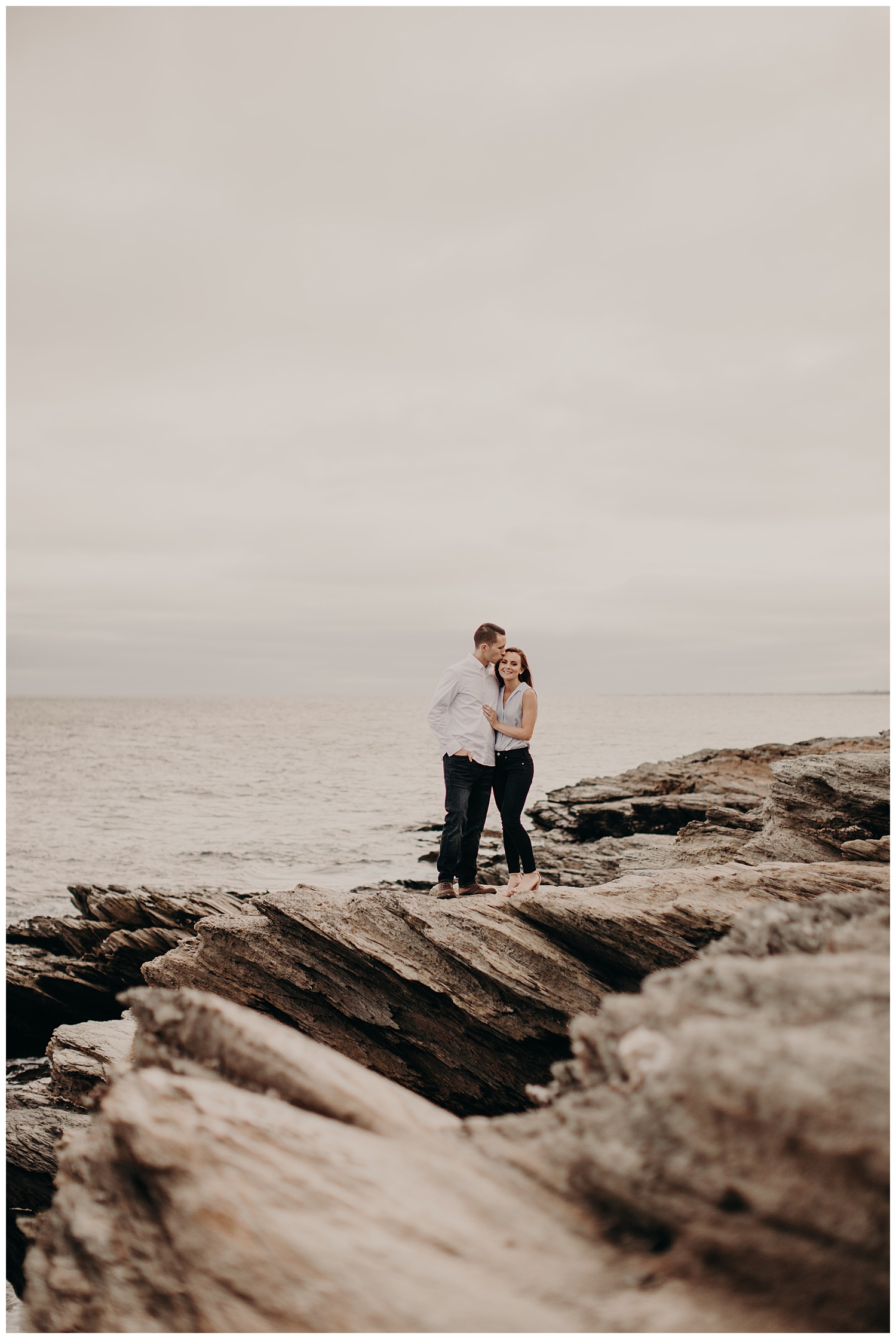 Dan_Sunni_Beavertail_Point_Engagement_Session_008.jpeg