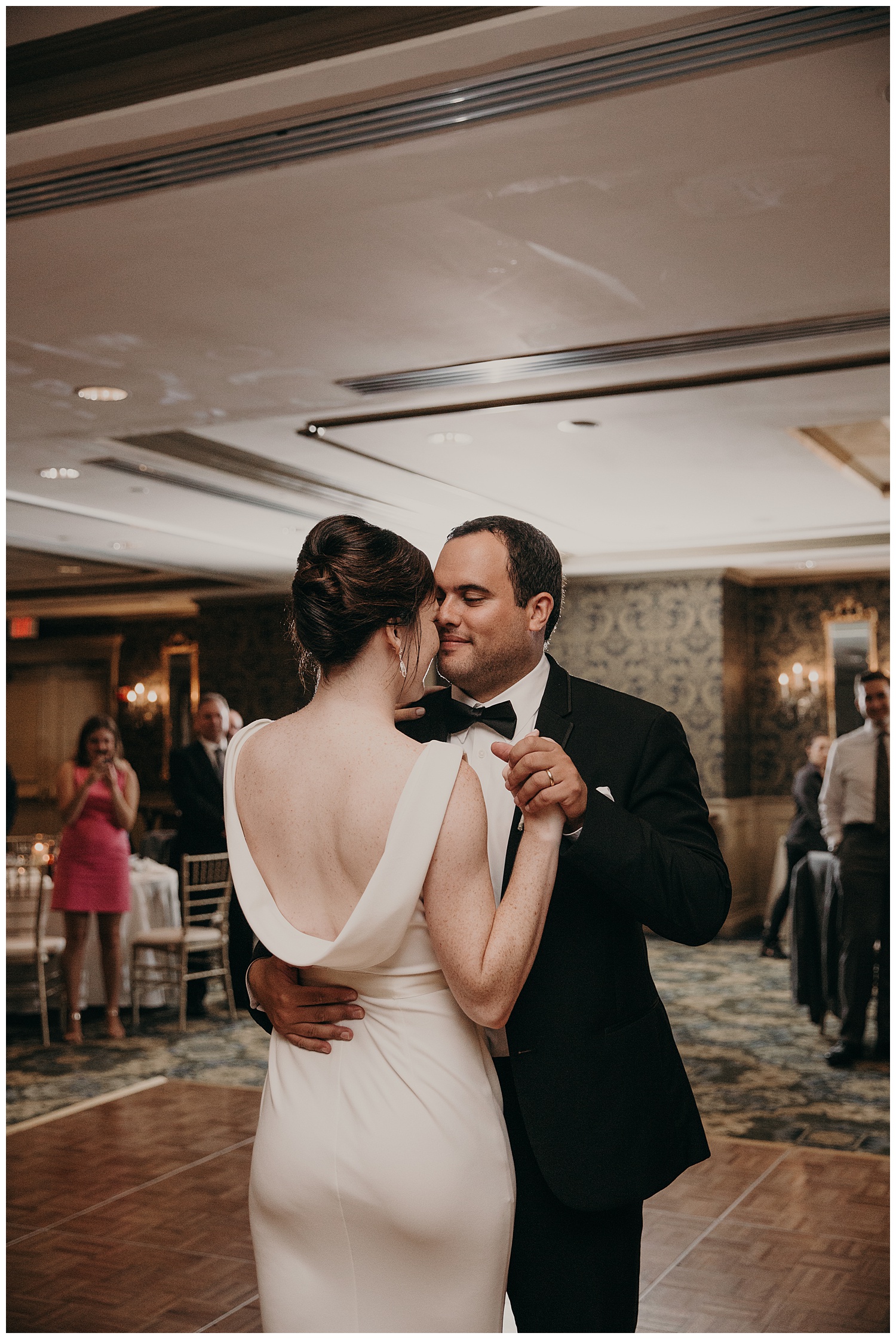 Mike_Kelly_Hotel_Viking_Newport_Rhode_Island_Wedding_028.jpeg 