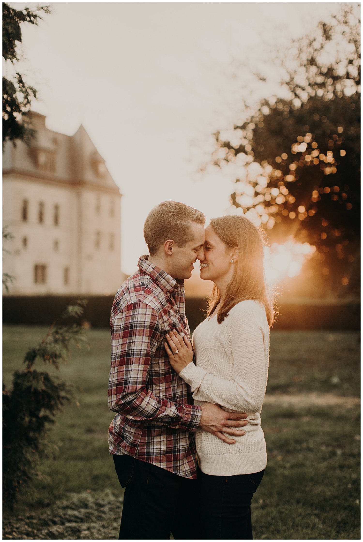 aaron-heather-romantic-sunset-engagement-session-newport-rhode-island51.jpg