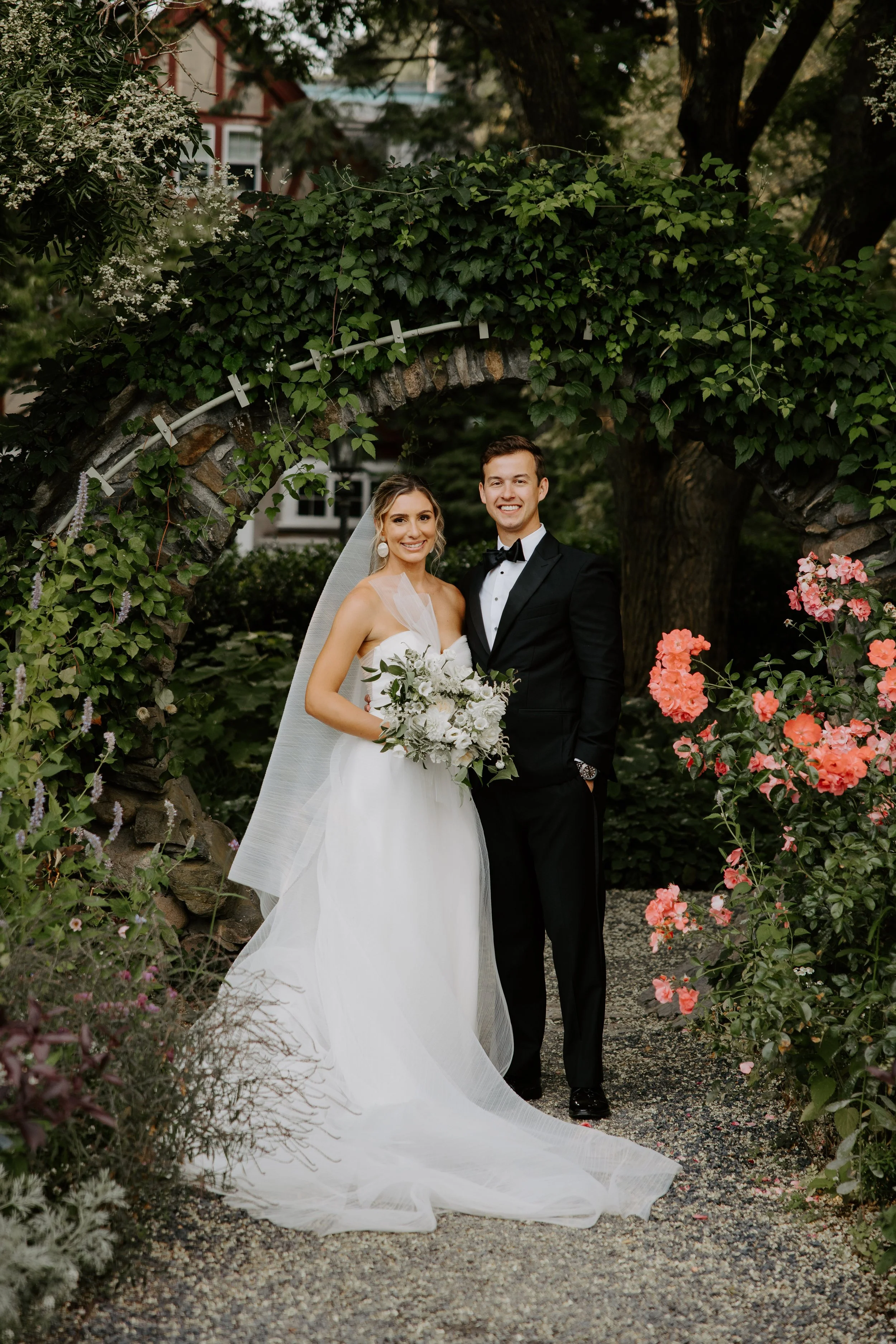 Love Blooms at Blithewold: Nickolas and Hannah's Fairy-Tale Wedding