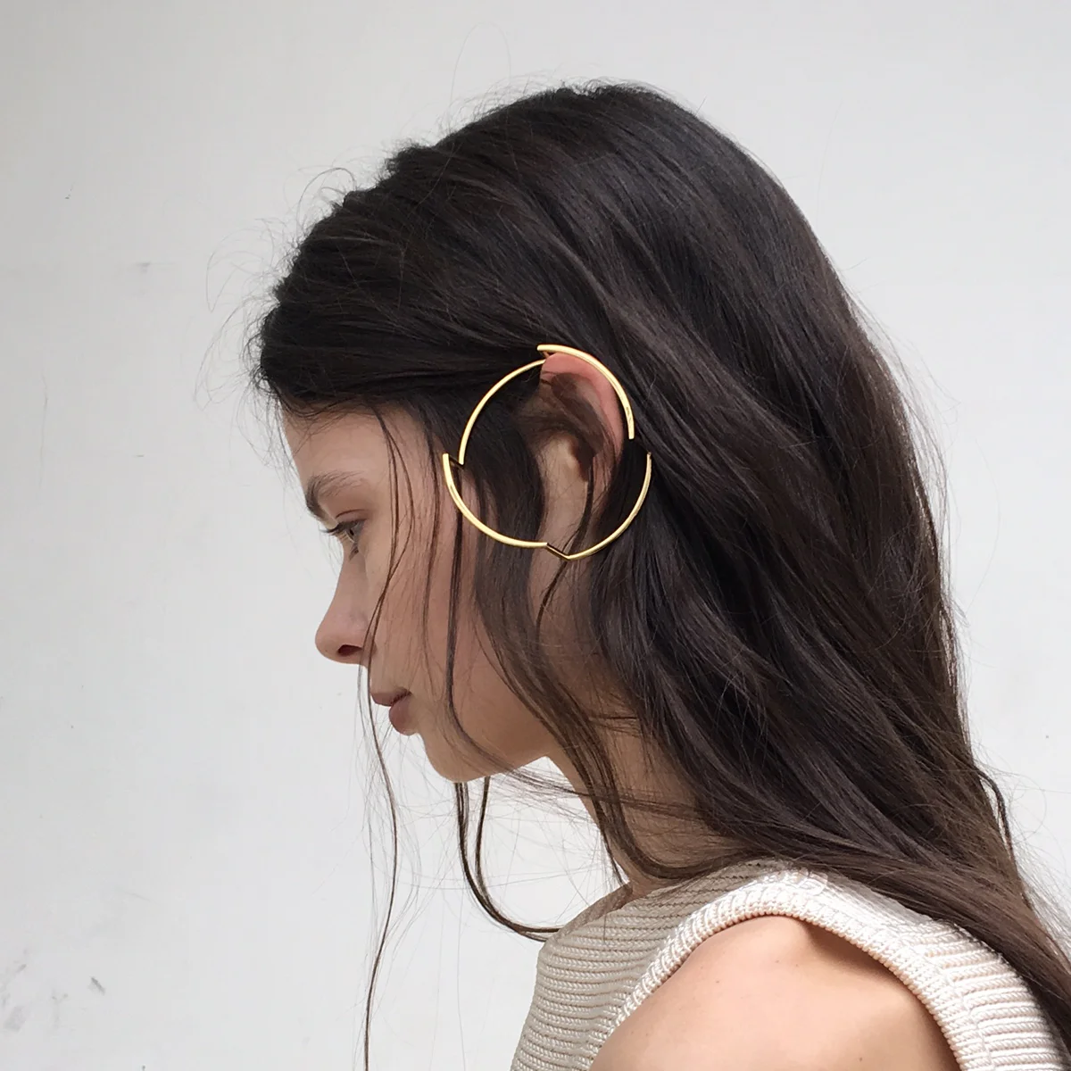 LE PARADOX - LUNAR ABSTRACTION BY SARA MAUTONE