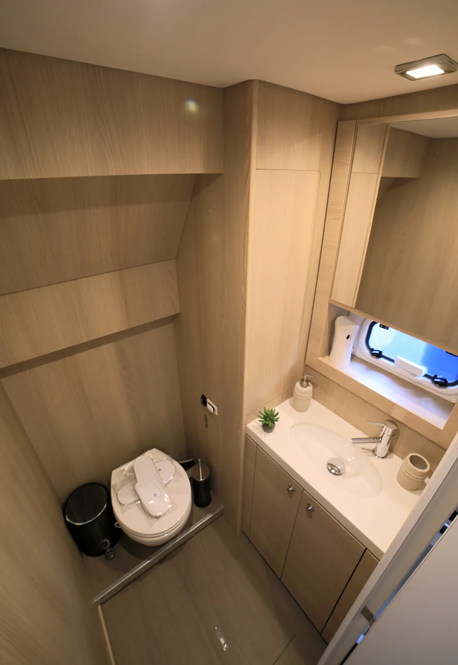 Master WC