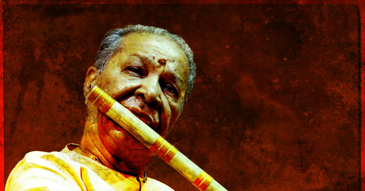 A rare evening with the king of the Bansuri | Union Chapel, London | June 2017 Pandit Hariprasad Chaurasia ji needs no introduction as one of world's foremost artists. His career has spanned over 60 years and he has worked with greats such as Pandit Shivkumar Sharma ji (Santoor), Ustad Zakir Hussain ji (Tabla), The Beatles, Pandit Ravi Shankar ji (Sitar) and so many more. A performer the world over, a dedicated guru (teacher) it was a truly special event for Kaashi Arts and an honour for us as an organisation. Pandit ji enthralled a packed Union Chapel audience with our Artistic Director, Pandit Sanju Sahai ji providing beautiful accompaniment on the tabla. A memorable event with a truly remarkable artist.