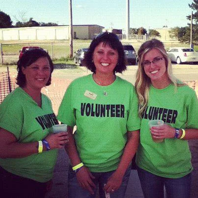 TLC-volunteer-gals.jpg