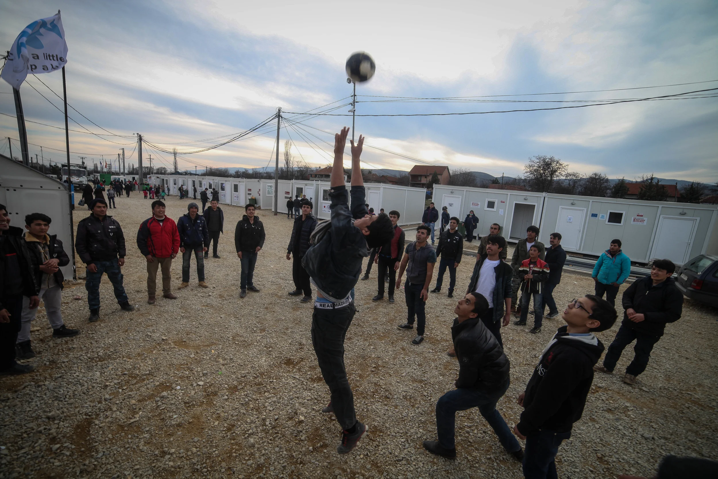 Afghan refugees keep spirits up by playing volleyball in Tabanovce refugee camp 28-08-16