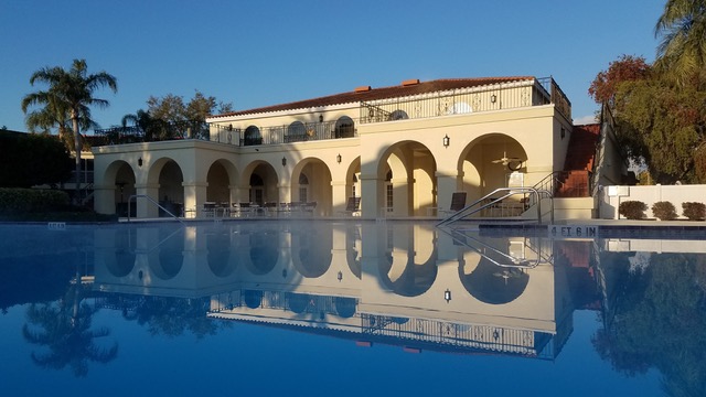 Vizcaya Clubhouse Pool &amp; Spa