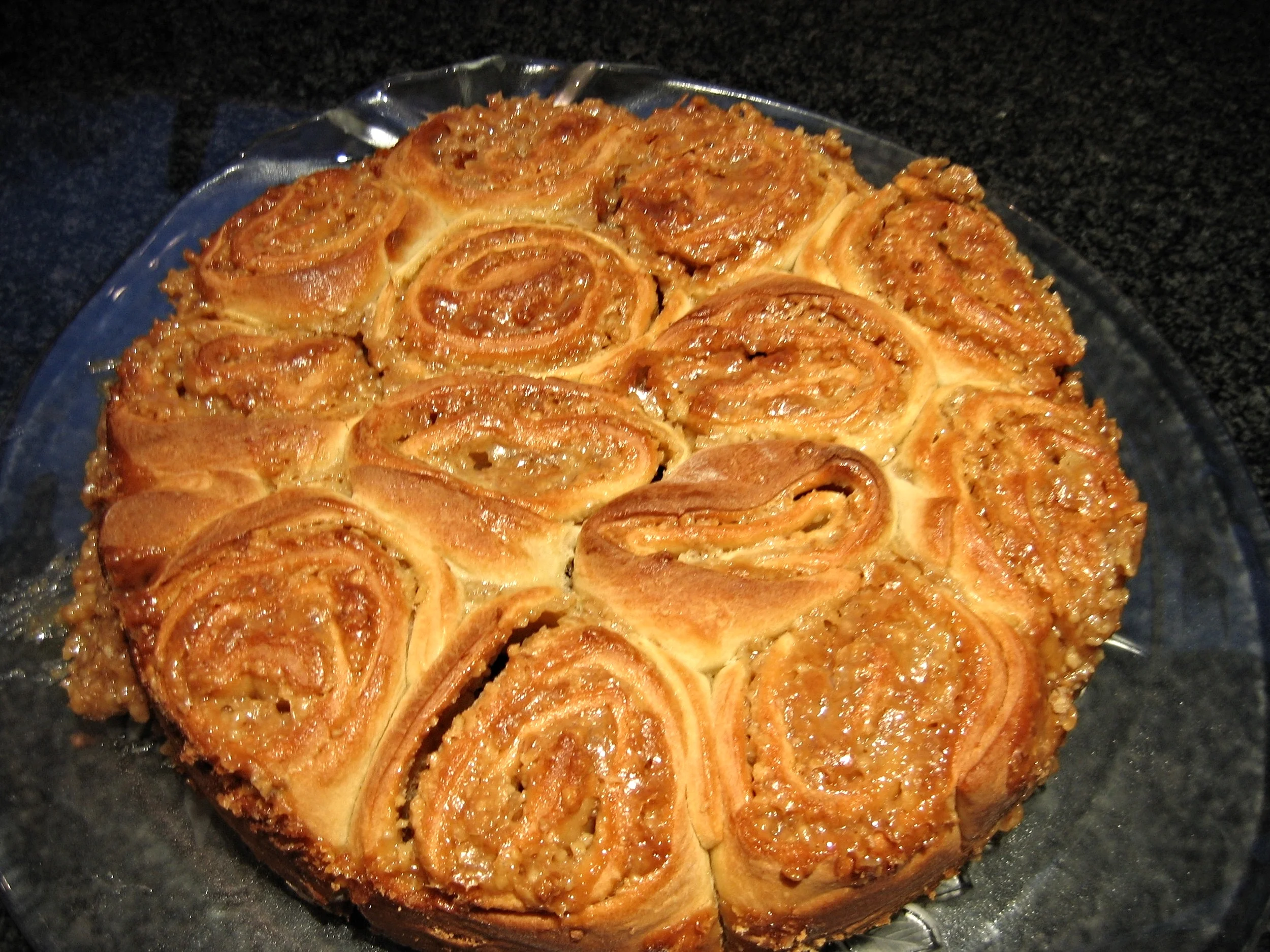 Pecanyeast “roses”cake.jpg