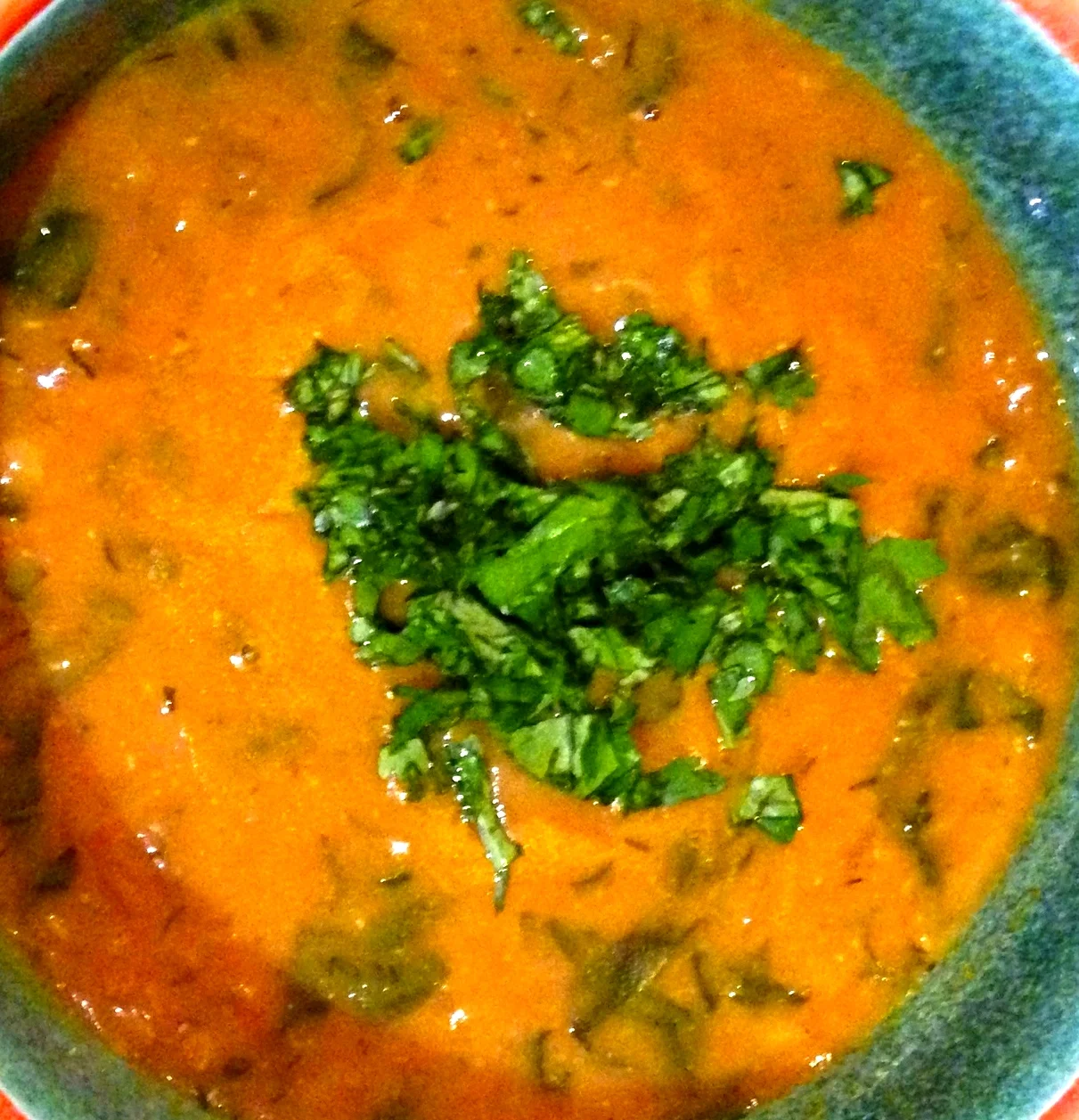 Red lentil and spinach soup
